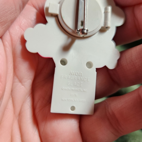 Vintage Avon Jack in the box pin, 1976. 48 years old! - Picture 2 of 10